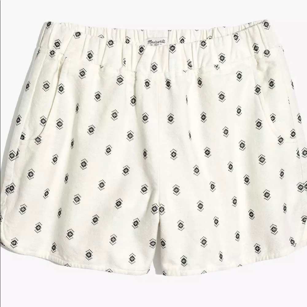✨ Madewell Pull-On Shorts in Diamond Dot ✨